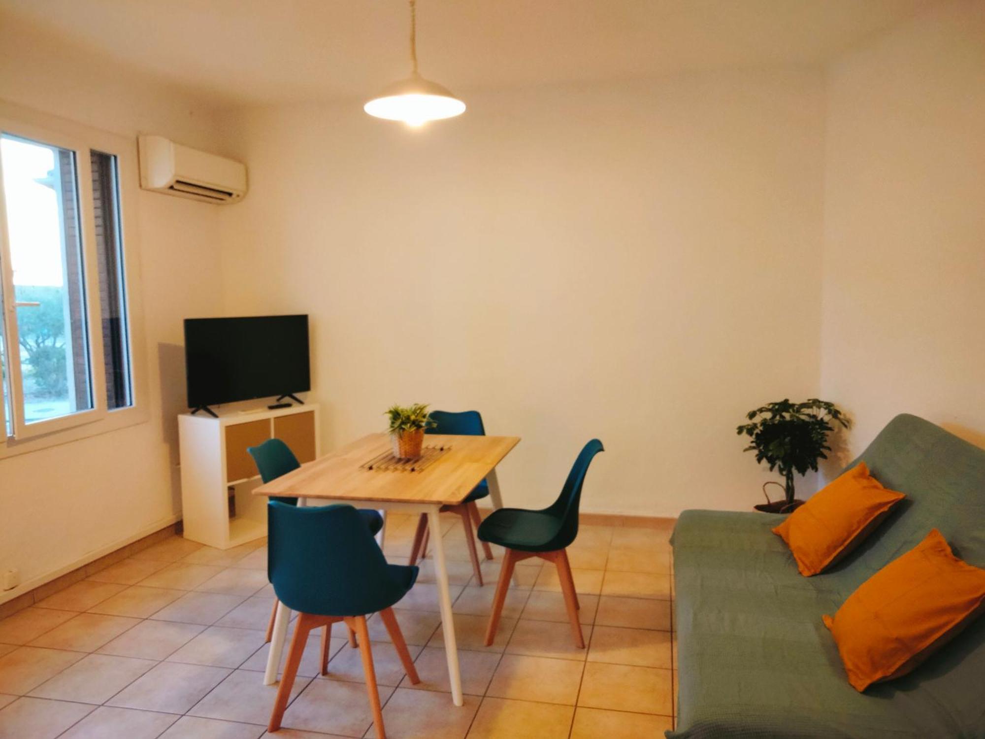 Cosy Courtesoun Apartment Courthezon Exterior photo